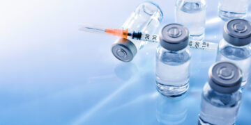 Amid wellness craze, FDA weighs lifting peptide restrictions