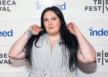 Lena Dunham’s memoir about people-pleasing sure airs a lot of grievances