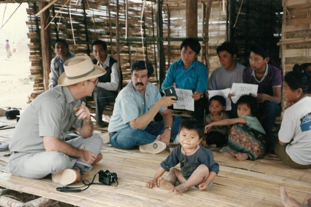 Lionel Rosenblatt is dead at 82. He defied his bosses to help hundreds flee Vietnam.