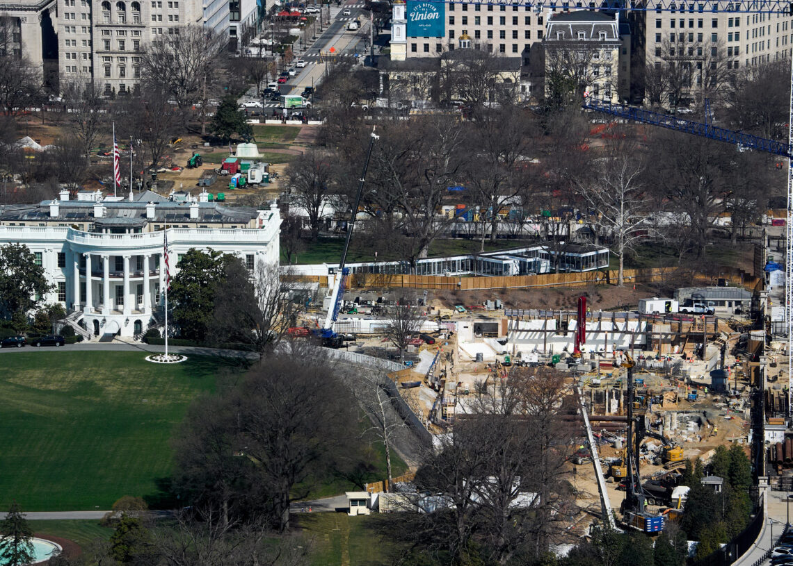 Panel led by Trump allies approves White House ballroom amid legal battle
