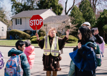 ‘Crossing guard diva’ with remarkable past is a social media star in her 80s
