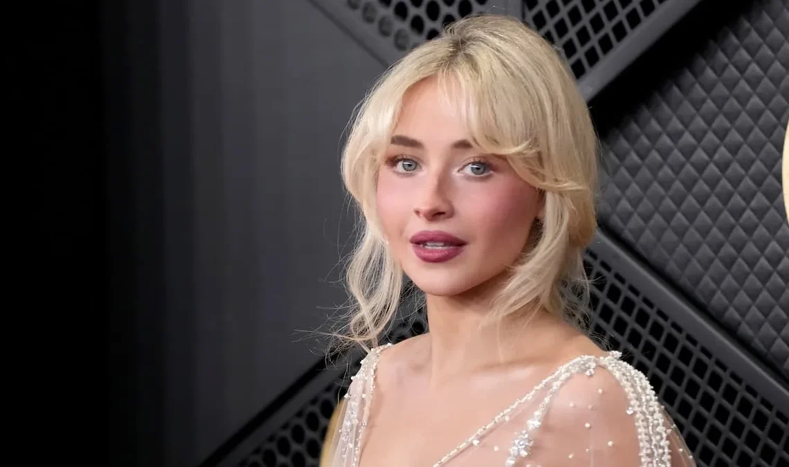 Sabrina Carpenter Sparks Controversy After Seemingly Mocking Fan’s Cultural Celebration at Coachella