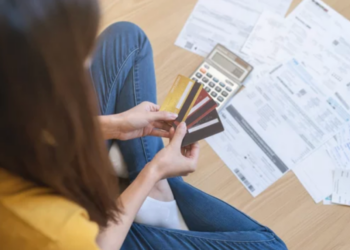 Dear Abby: My 43-year-old daughter won’t attend financial counseling after filing for bankruptcy