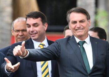 Bolsonaro’s son runs for president with a mission: Get dad out of prison