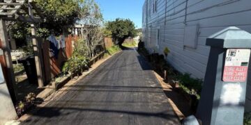 Your Art Can Go in This San Francisco Alley