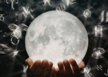 The 3 Unluckiest Zodiac Signs, According to an Astrologer