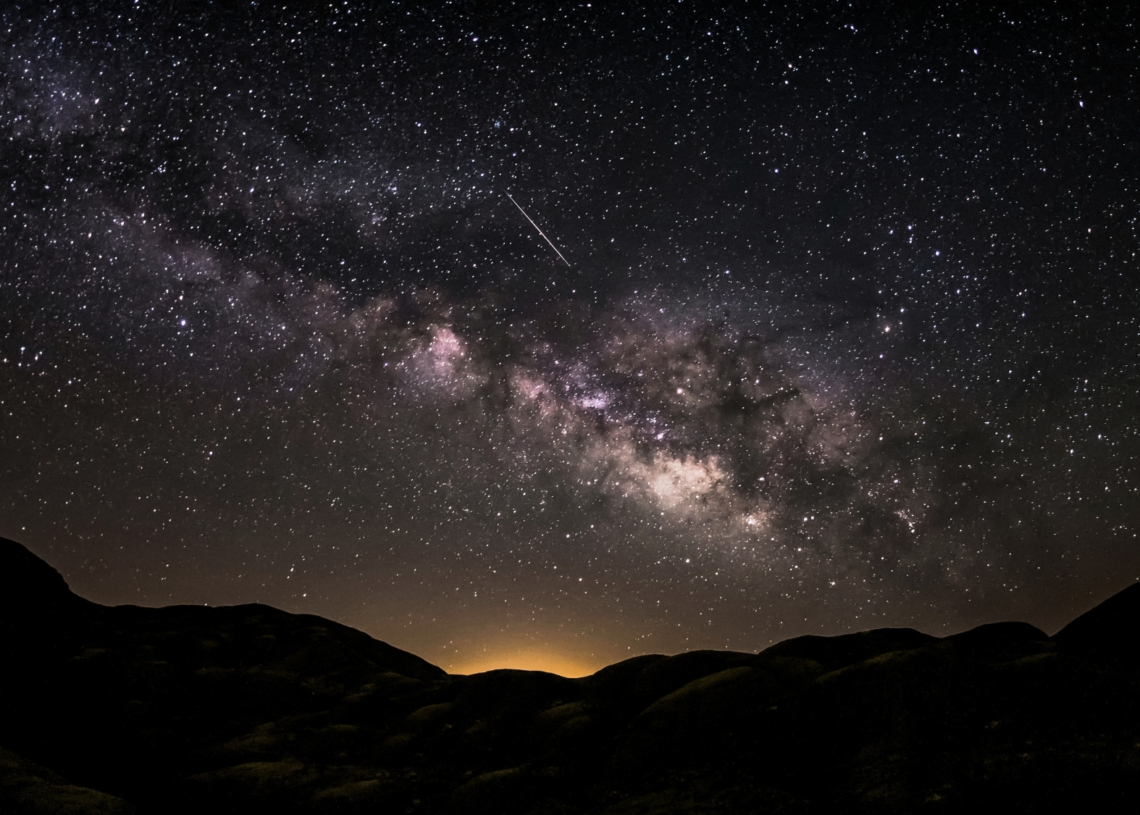 The Lyrid Meteor Shower Is Peaking Tonight, and the Viewing Conditions Are Shockingly Good