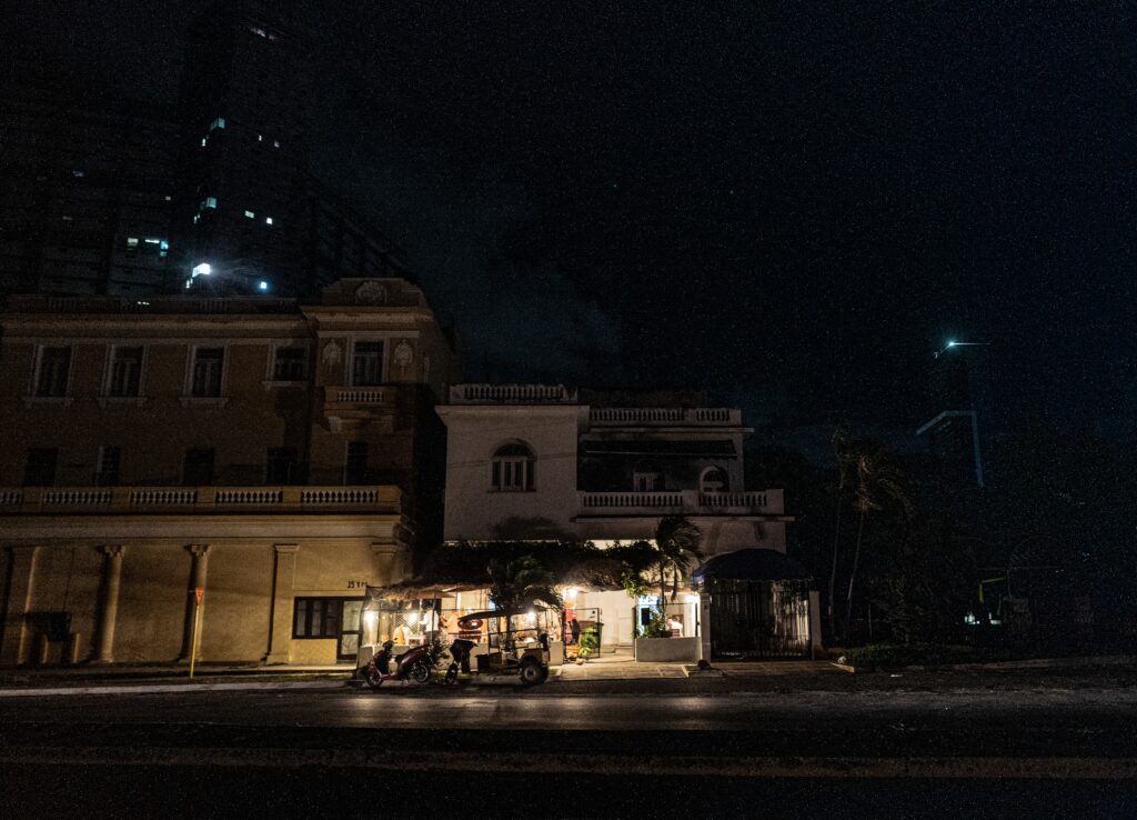 Cuba says it will release over 2,000 prisoners, as U.S. keeps up pressure