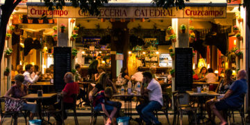 Don’t sit down at that bar in Madrid, and other tips from chef José Andrés