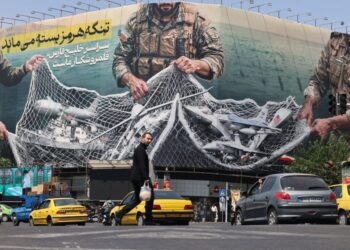 U.S. weighs Iranian proposal that would open Strait of Hormuz but delay nuclear talks