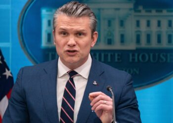 Pentagon violated court order to restore press access, judge rules