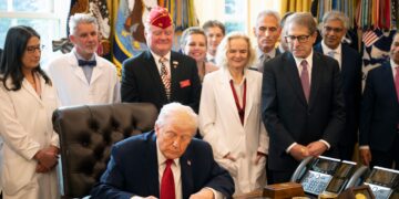 White House pushes imminent easing of controls on marijuana