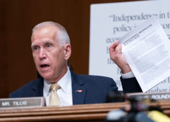 Tillis clears path for Warsh confirmation as new Federal Reserve chief