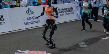 Watching Robots Run a Half-Marathon Is Kind of Hilarious (One of Them Is Freakishly Fast Though)