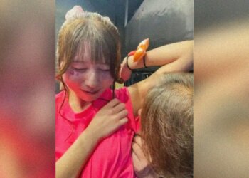 The Japanese Idol Who Lets Fans Smell Her Armpits After Shows