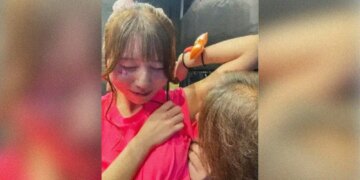 The Japanese Idol Who Lets Fans Smell Her Armpits After Shows