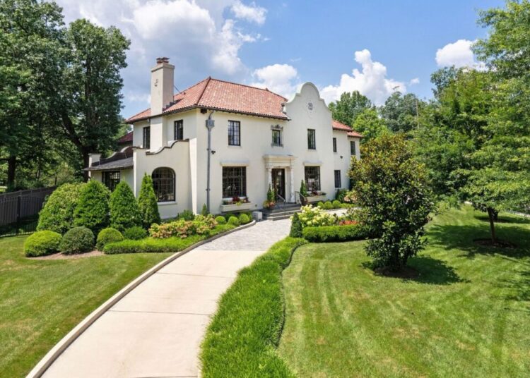 High-end houses still competitive, even as luxury market slips a bit