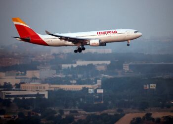 Soaring jet fuel prices, shortages could threaten your European vacation