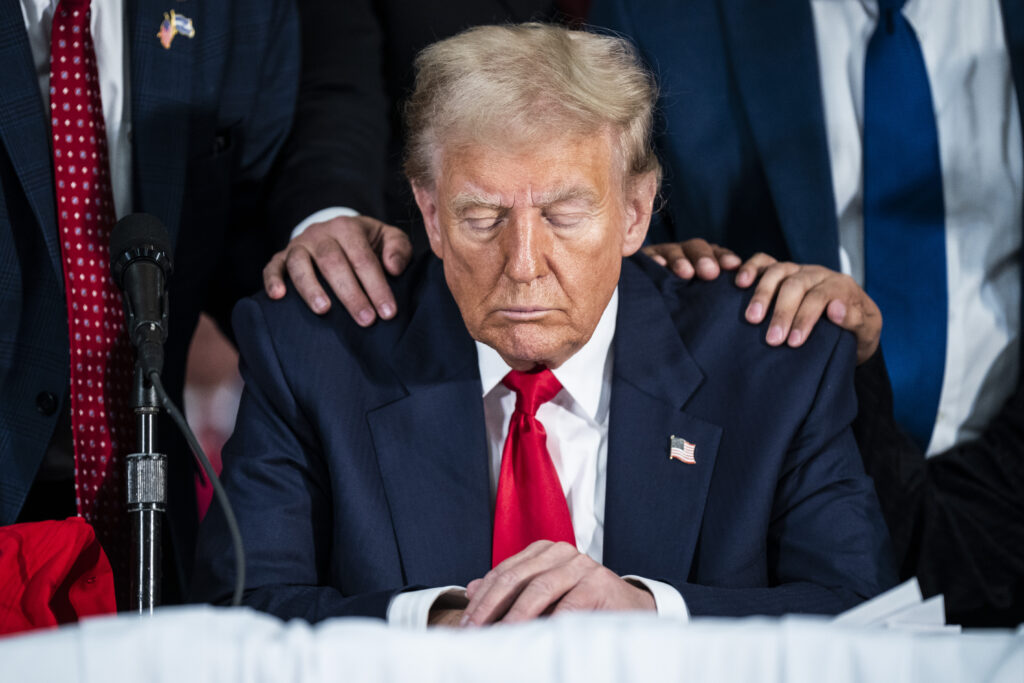 Trump post appearing to depict himself as Jesus sparks backlash from religious right