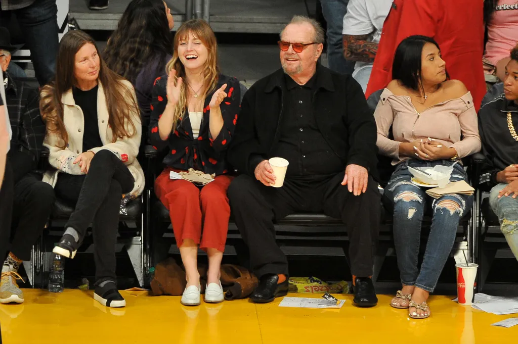 Actors Lorraine Nicholson and Jack Nicholson at a Los Angeles Lakers basketball game.