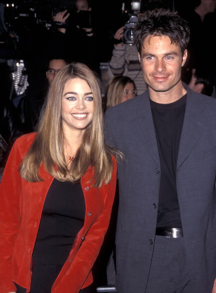 Actress Denise Richards and actor Patrick Muldoon posing at The Mod Squad Hollywood Premiere.