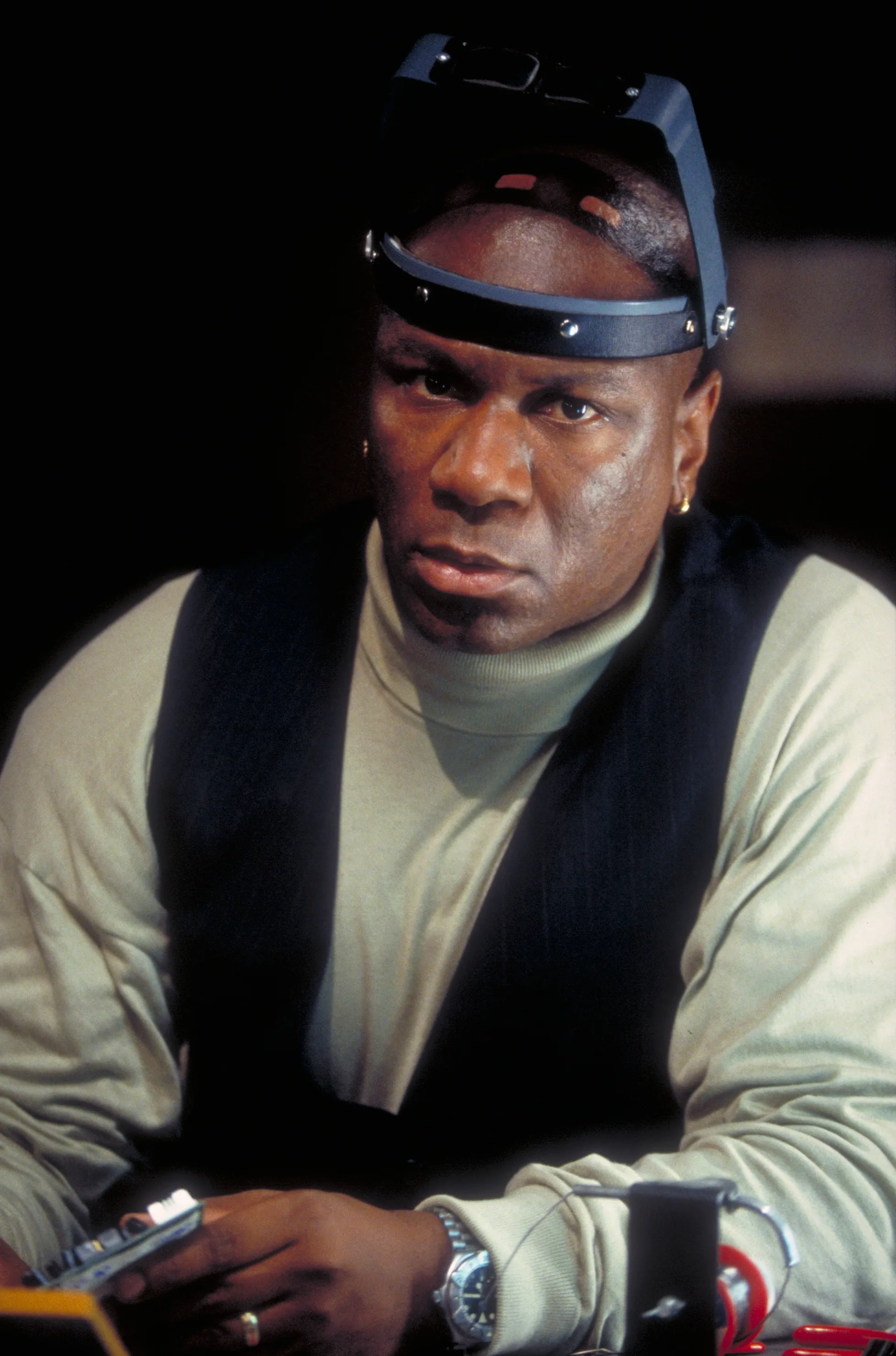 Ving Rhames as computer expert Luther Stickell in the film 'Mission: Impossible', 1996. 