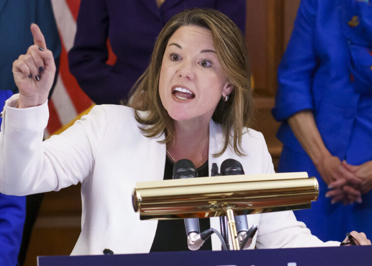 Angie Craig builds fundraising lead in Minnesota Senate primary