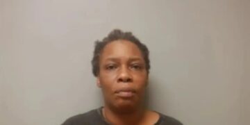 Arkansas woman jailed after refusing to return nearly $20K she was mistakenly paid to her employer: police