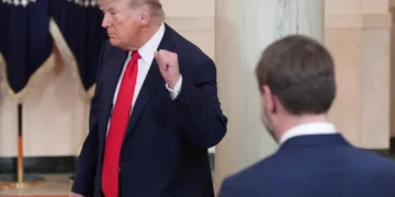 CNN fact-checker floored as Trump’s most basic Iran war claims keep falling apart