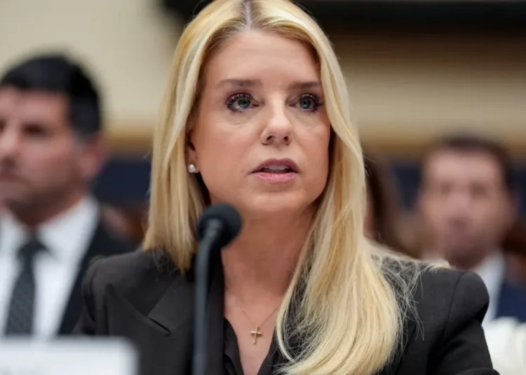 MS NOW anchor pinpoints moment Pam Bondi became ‘laughingstock’
