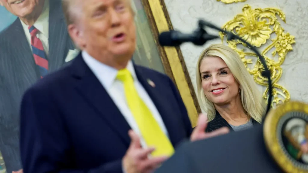 Trump told Bondi ‘I think it’s time’ — while they took a limo to the Supreme Court: WSJ