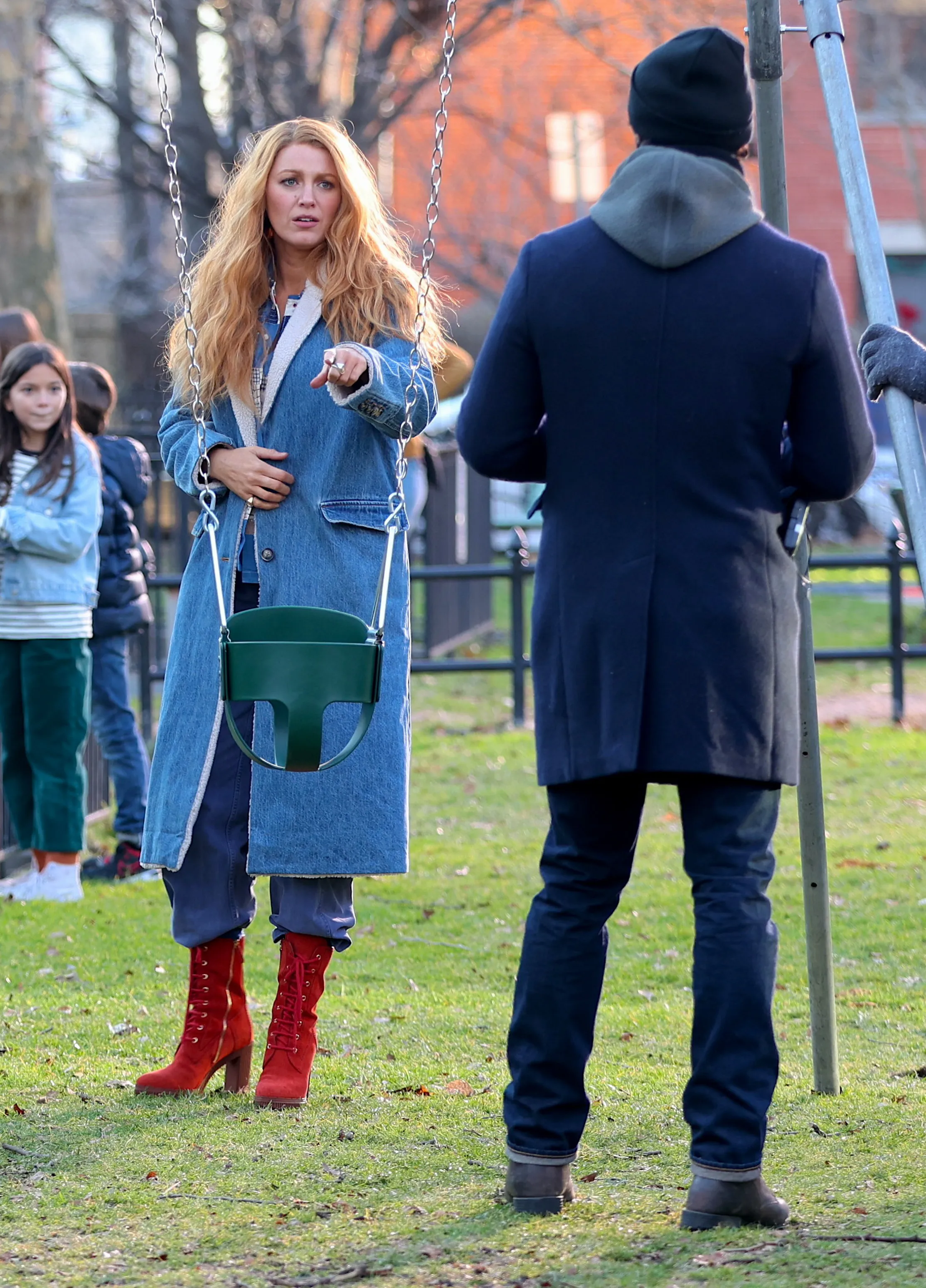 Blake Lively and Justin Baldoni on the set of