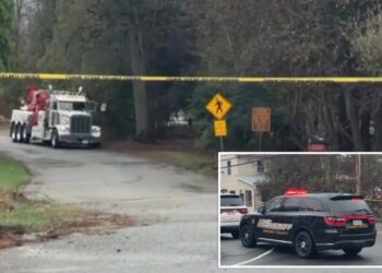 Multiple injured after bus full of NYC high school students and chaperones crashes near Lake George