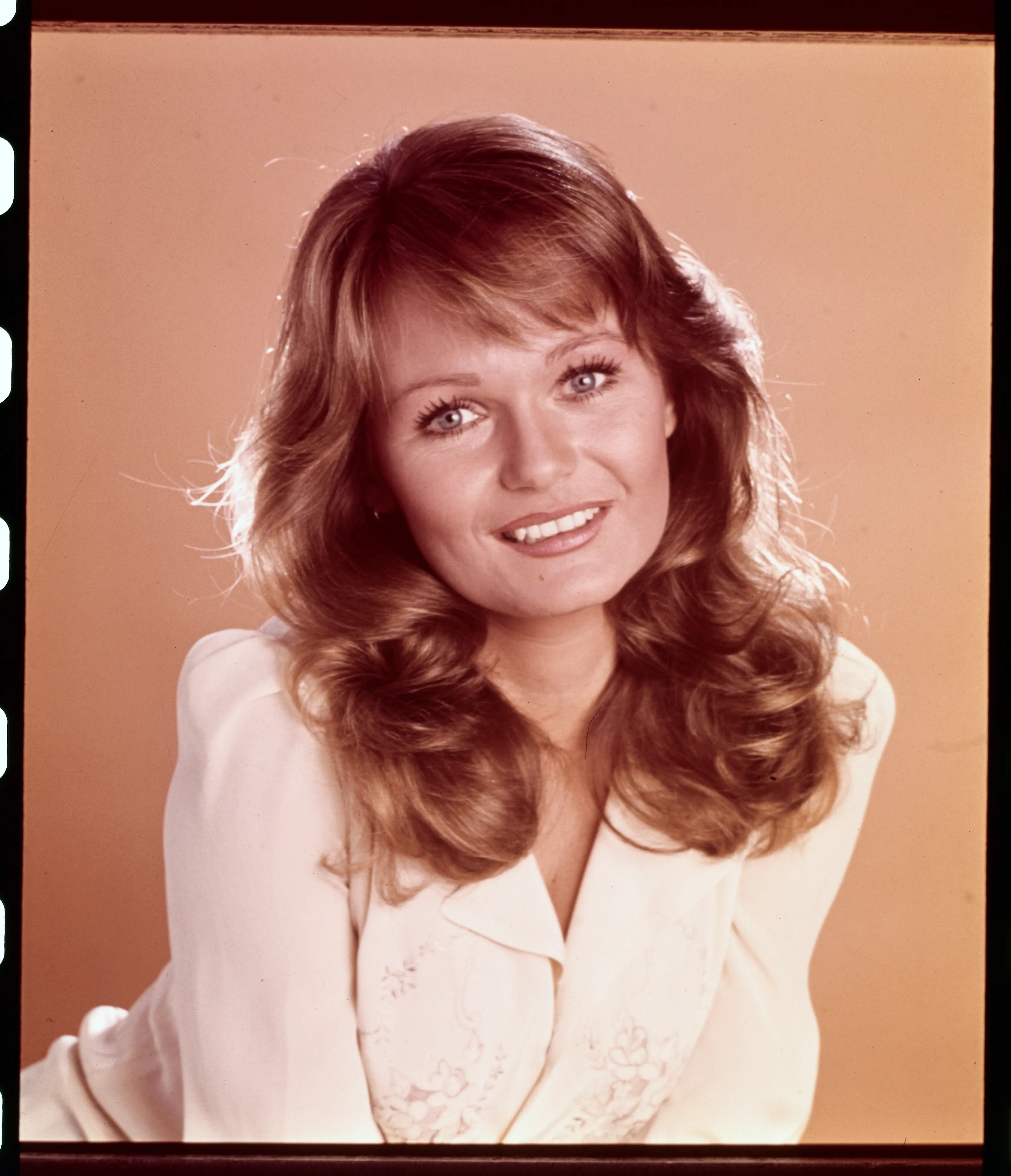 Valerie Perrine’s cause of death was listed as acute cardiopulmonary arrest with the underlying cause of Parkinson’s disease.