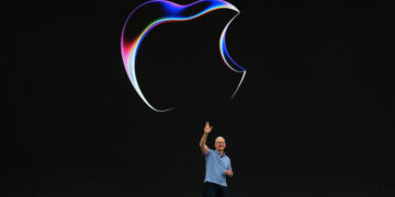 Tim Cook Will Step Down as Apple C.E.O.