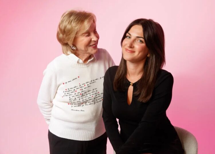 My fiancé proposed but I hate the ring — can I give it back?