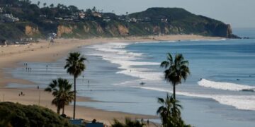 Ultra-rich Malibu suffers ‘third-world’ misery as urgent warning issued