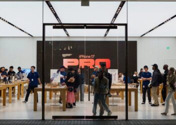 Retail apocalypse hits San Diego as huge player quits city over ‘declining conditions’ at mall