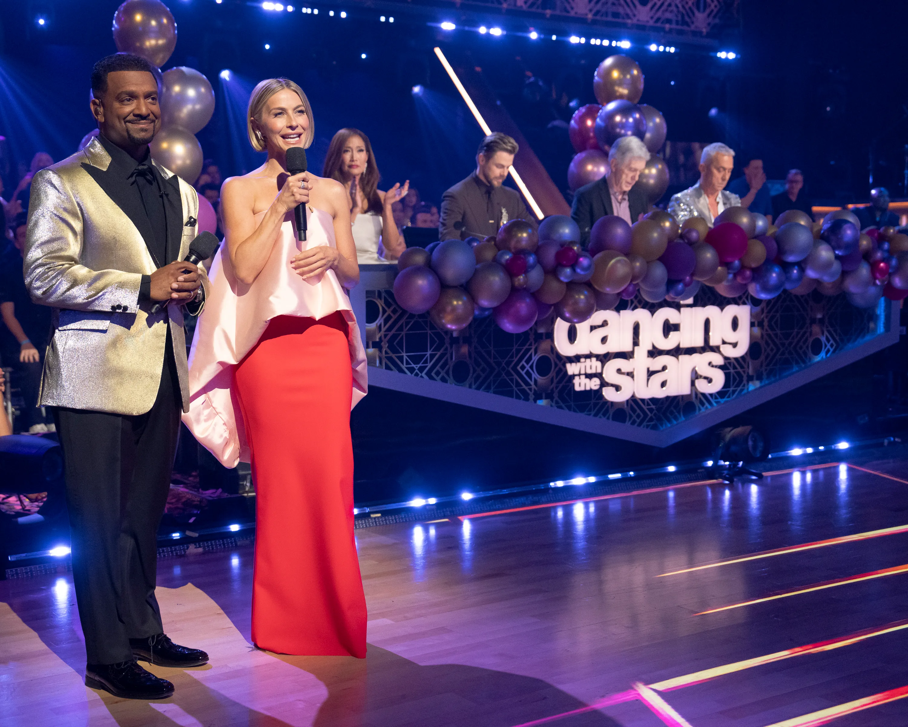 Alfonso Ribeiro and Julianne Hough on the 