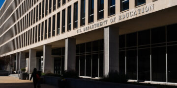 Trump Administration Imposes Caps on Graduate School Loans