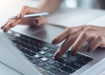 Dear Abby: My first job out of college is hostile and toxic — should I stick it out?