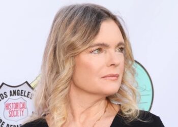 ‘Baywatch’ Star Erika Eleniak to Return for Reboot