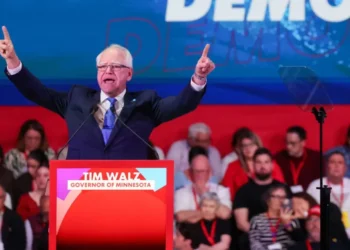 Tim Walz rips ‘feeble-minded’ Trump during speech as war negotiations fall apart