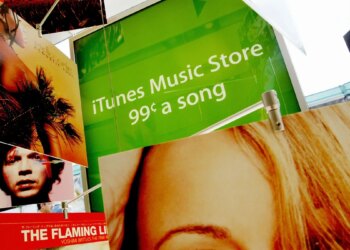 23 Years Ago, Steve Jobs Developed a Way To Satisfy the Music Industry in an Age of Piracy