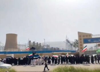 Iranians form human shields at power plants as Trump threatens possible war crimes