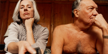 Parallel Life Syndrome Is the Quiet Relationship Killer. Here’s How to Stop It.