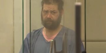 Portland creep yelled ‘Honey, I’m here’ before attempting to rape mom while she held baby in home invasion: cops