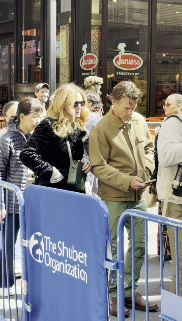 Julia Roberts and Danny Moder attend a Broadway show.