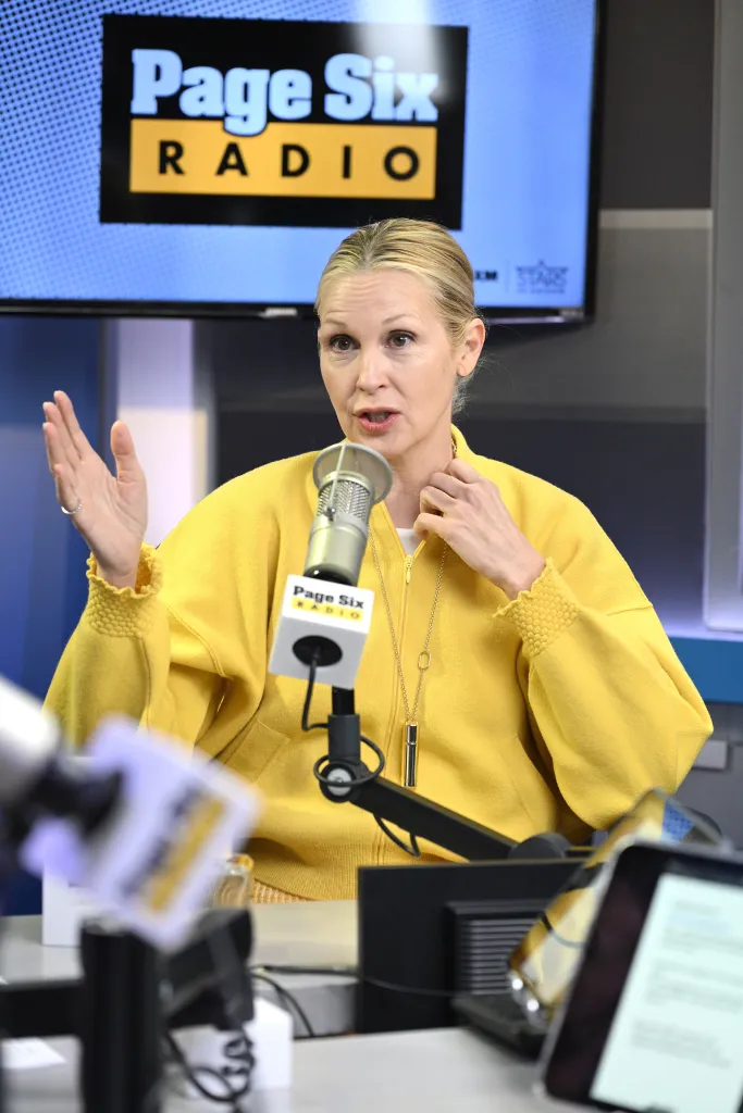 Kelly Rutherford on Page Six Radio.
