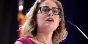 Jilted wife’s texts to ex-senator revealed: ‘Are you having an affair with my husband?’